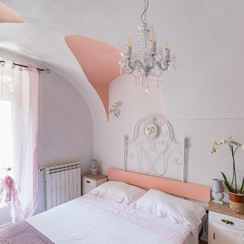 Bed & Breakfast Dolceacqua - camera da letto